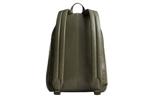 Full back view of an authentic Coach Westway 32 olive green leather backpack featuring a sturdy top handle and comfortable shoulder straps.

عرض خلفي كامل لحقيبة ظهر كوتش ويست واي 32 أصلية جلد باللون الزيتي يتميز بمقبض علوي متين وأحزمة كتف مريحة.