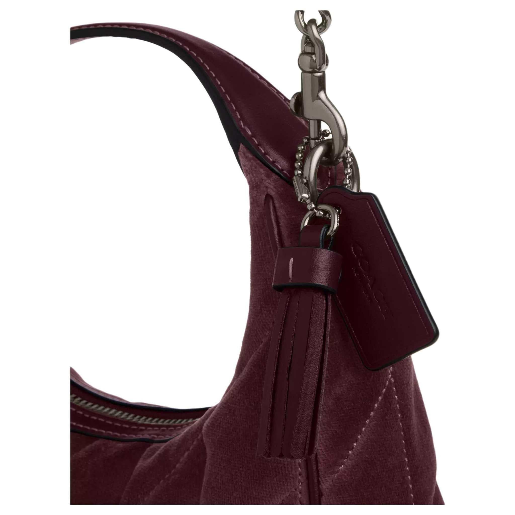 حقيبة Coach مبطنة باللون العنابي - Velvet Shoulder Bag.