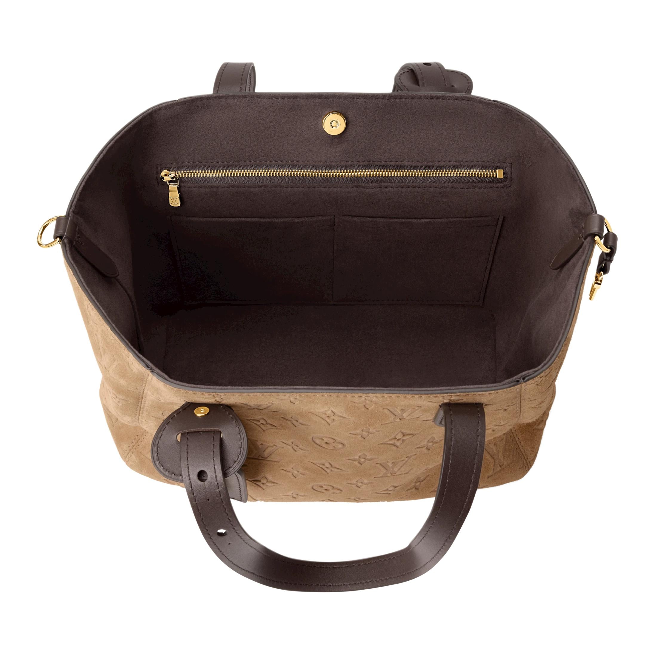 LOUIS VUITTON All In One classic LV padlock name tag with rich details, embossed suede cowhide leather shoulder bag, small size, women's style, beige brown