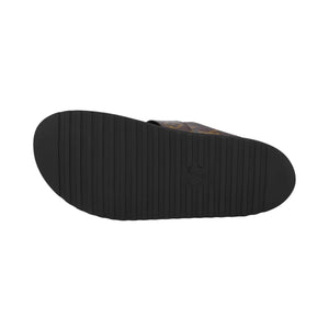 حذاء Mules من Louis Vuitton بنقشة Monogram بنية.