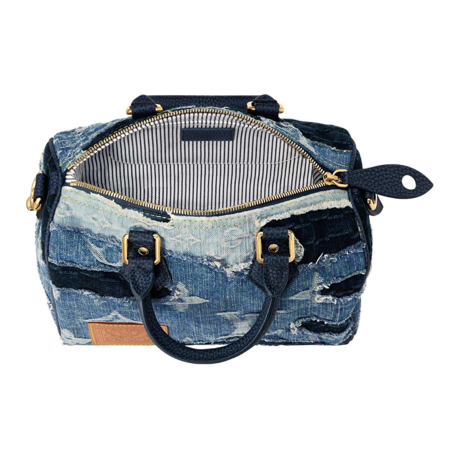 حقيبة Louis Vuitton Speedy بتصميم Patchwork Denim الأزرق.