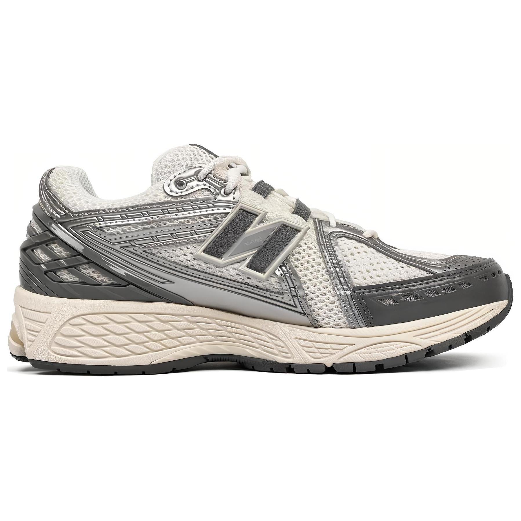 New Balance 1906R sports shoes in silver and gray