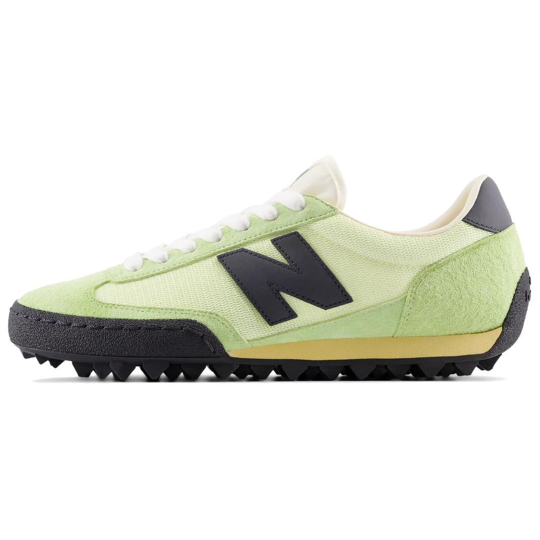 حذاء رياضي New Balance أخضر فاتح كاجوال مريح