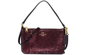 Coach Top Handle Pouch | حقيبة كوتش باللون الأحمر الراسبيري🍓✨.