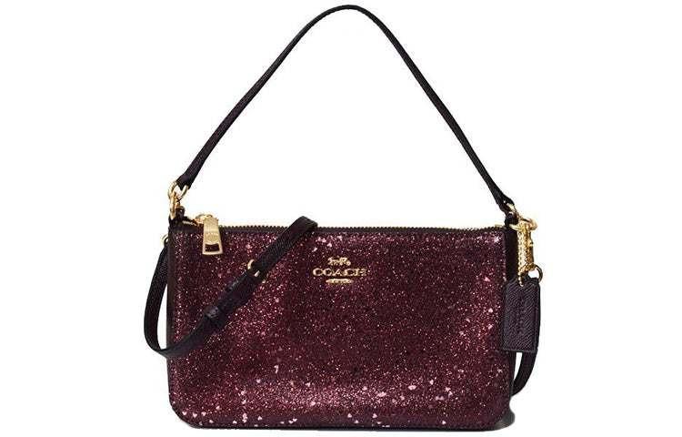 Coach Top Handle Pouch | حقيبة كوتش باللون الأحمر الراسبيري🍓✨.