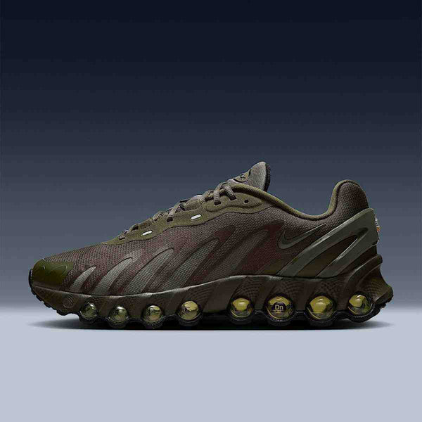 نايكي اير ماكس دي ان 8 أخضر زيتوني بحزمة هواء ديناميكية لضمان راحة فائقة وتجربة حركة سلسة.