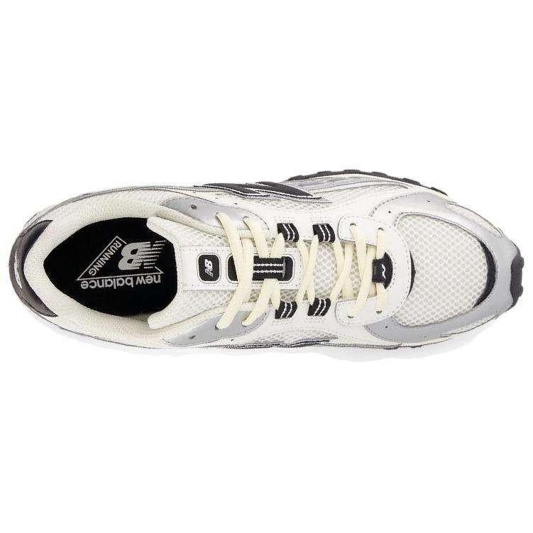 New Balance 204L.
