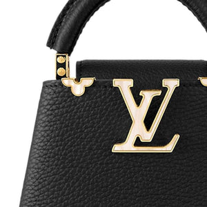 LOUIS VUITTON Capucines Black.