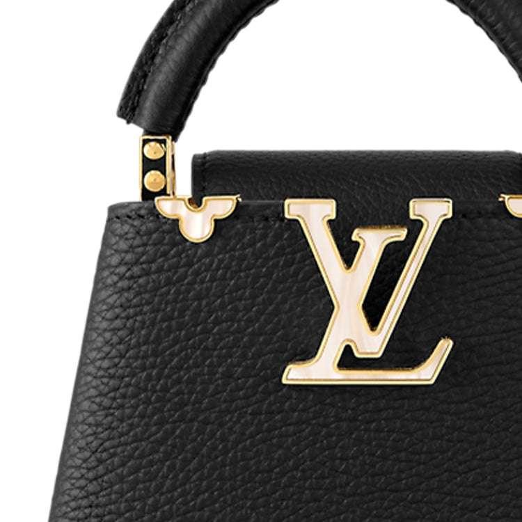 LOUIS VUITTON Capucines Black.