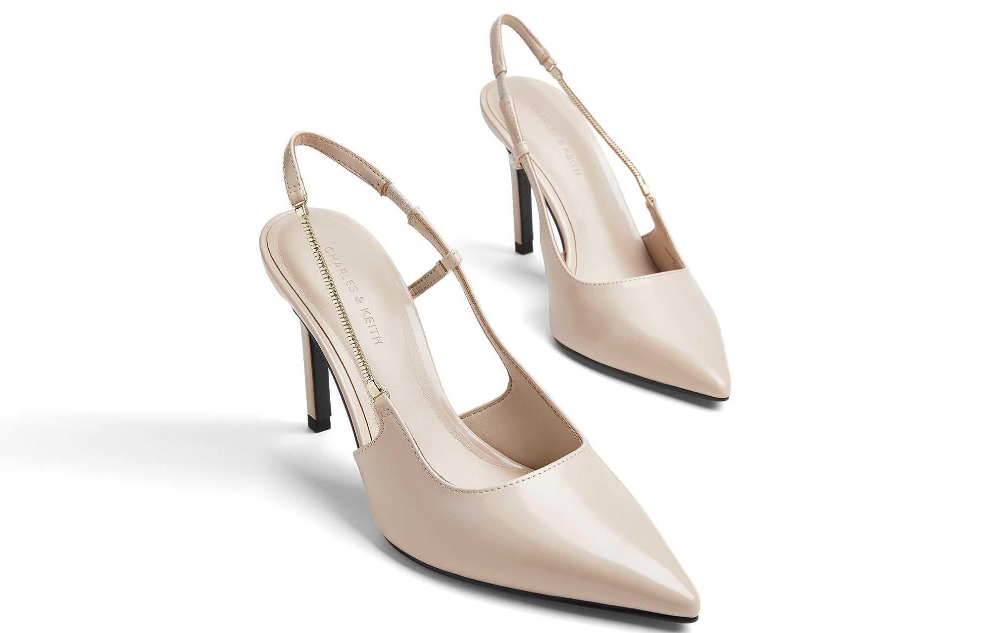 حذاء كعب عالي Slingback لامع بتفاصيل سحاب CHARLES & KEITH.