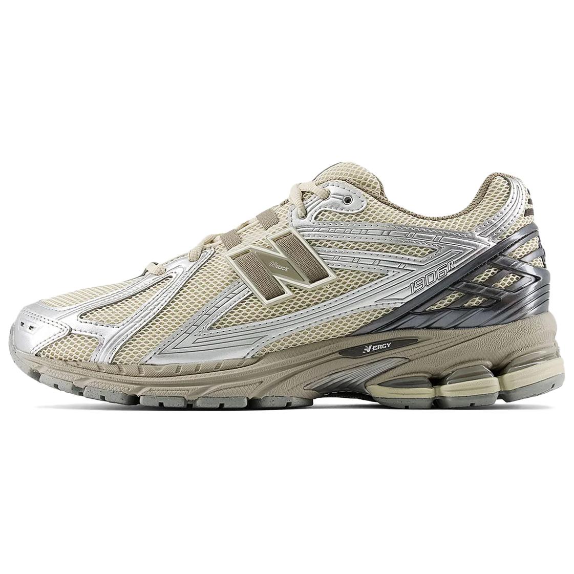 حذاء New Balance 1906R بتصميم عصري باللون البيج والفضي