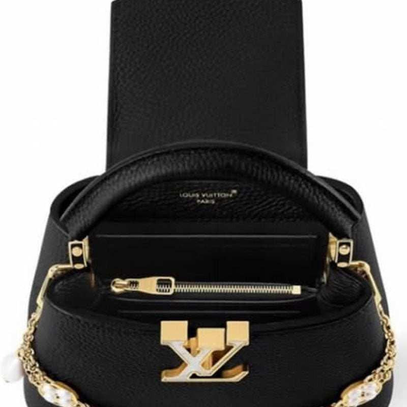 LOUIS VUITTON Capucines Gold Black.