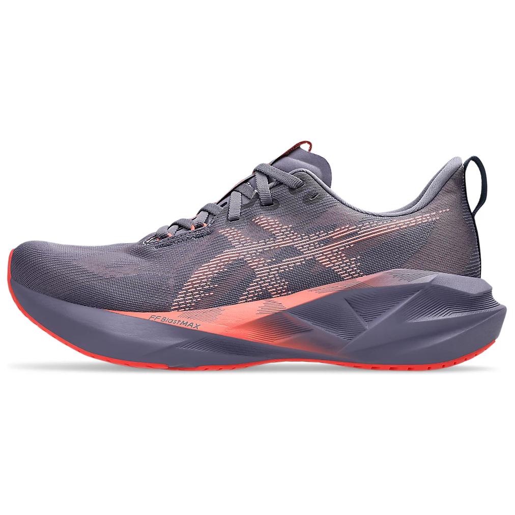 حذاء جري ASICS Novablast بتقنية FF Blast Max رمادي وبرتقالي