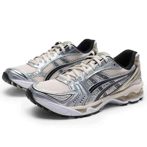 حذاء رياضي ASICS GEL-KAYANO 14 بلون فضي Birch Pure Silver.