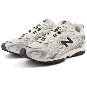 New Balance 204L.
