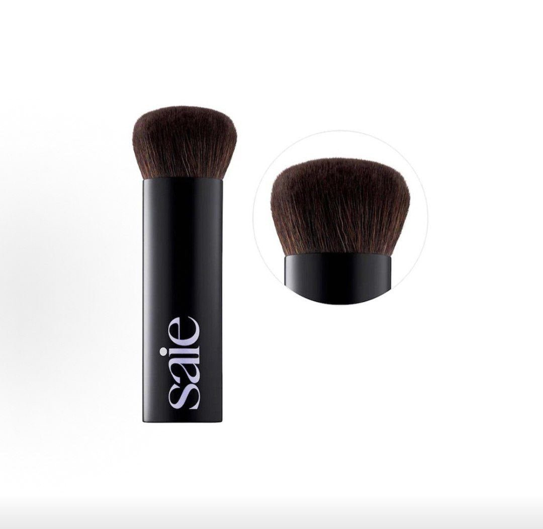 Saie large soft and portable makeup brush >