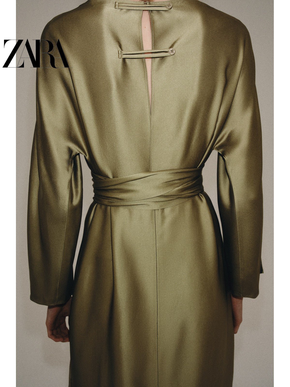 فستان ZARA نسائي ساتان أنيق باللون الزيتي - رفعة