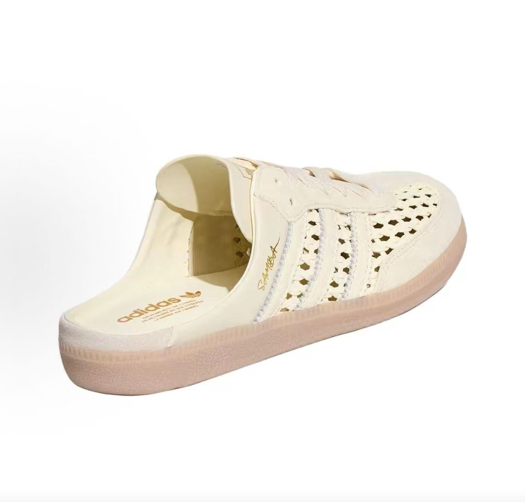 حذاء adidas Samba Mule مريح وعصري بتصميم مخرم كريمي - رفعة