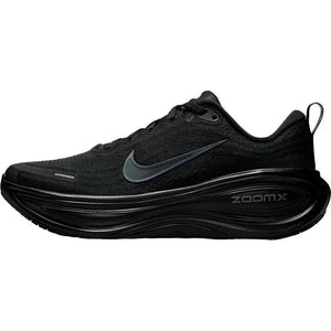 View the side profile of the حذاء نايك الأصلي featuring Nike Shoes design, representing the finest شوز نايك المميز مع حذاء Nike Vomero Plus للجري على الطرق للنساء وتصاميم nike schuhe.