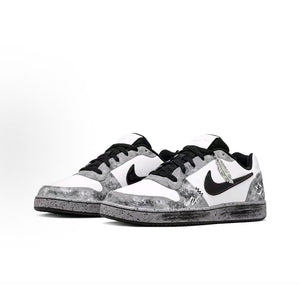 The dual arrangement highlights Nike Shoes details, combining the حذاء نايك الأصلي مع ميزات حذاء نايكي مون رمادي وأبيض | Nike Moon Grey & White وجودة شوز نايك وتشكيلة nike schuhe.
