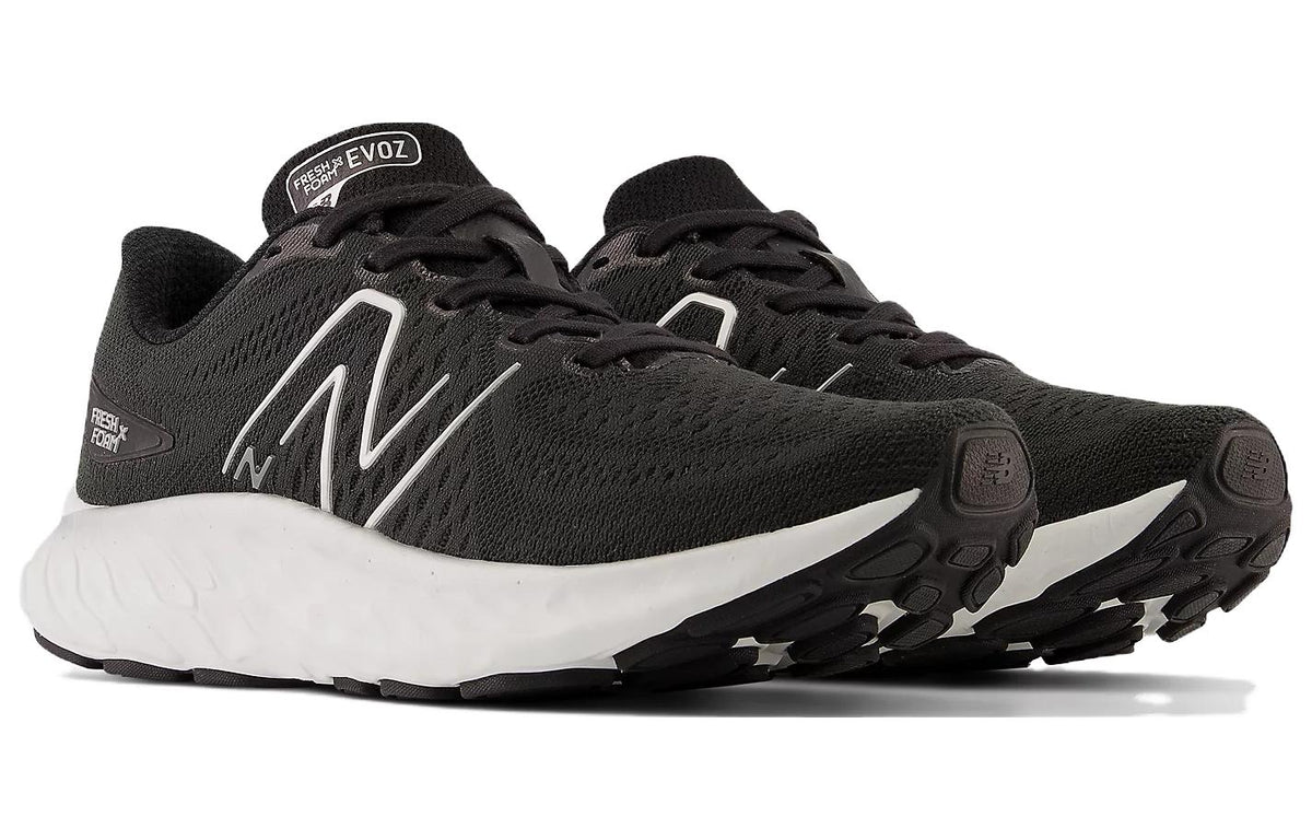 حذاء New Balance Fresh Foam Evoz للجري باللون الأسود - رفعة