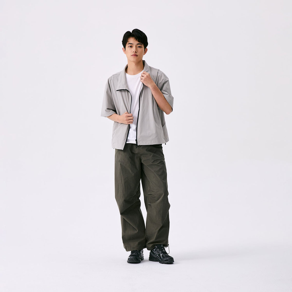 حذاء رياضي New Balance 740 باللون الأسود الكامل - رفعة