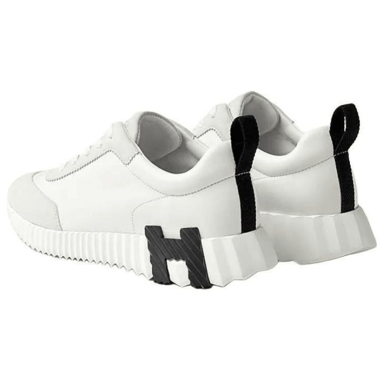 حذاء Sneakers أبيض كاجوال بنعل مريح وشعار H.