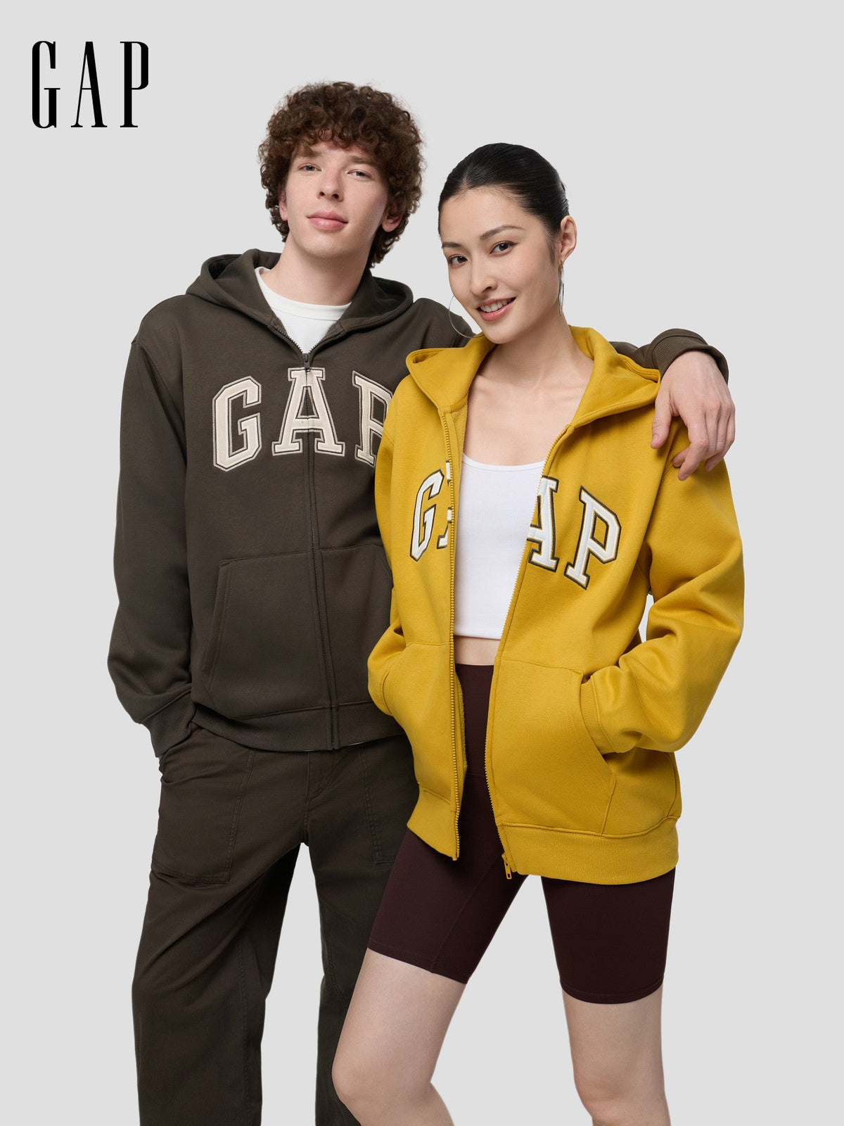 كنزة مبطنة بالوبر للجنسين Gap 1SS623705 - رفعة