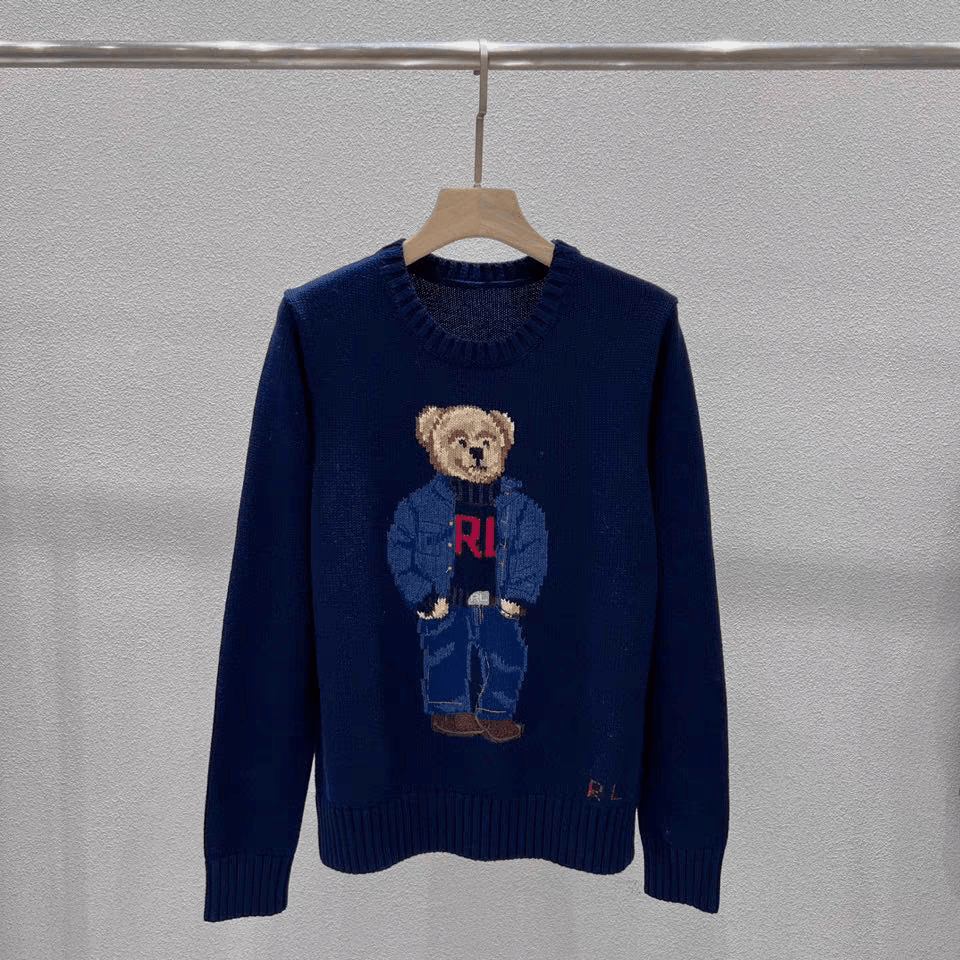 كنزة نسائية محبوكة من القطن مطرزة Bear AW25 بياقة دائرية وأكمام طويلة - رفعة