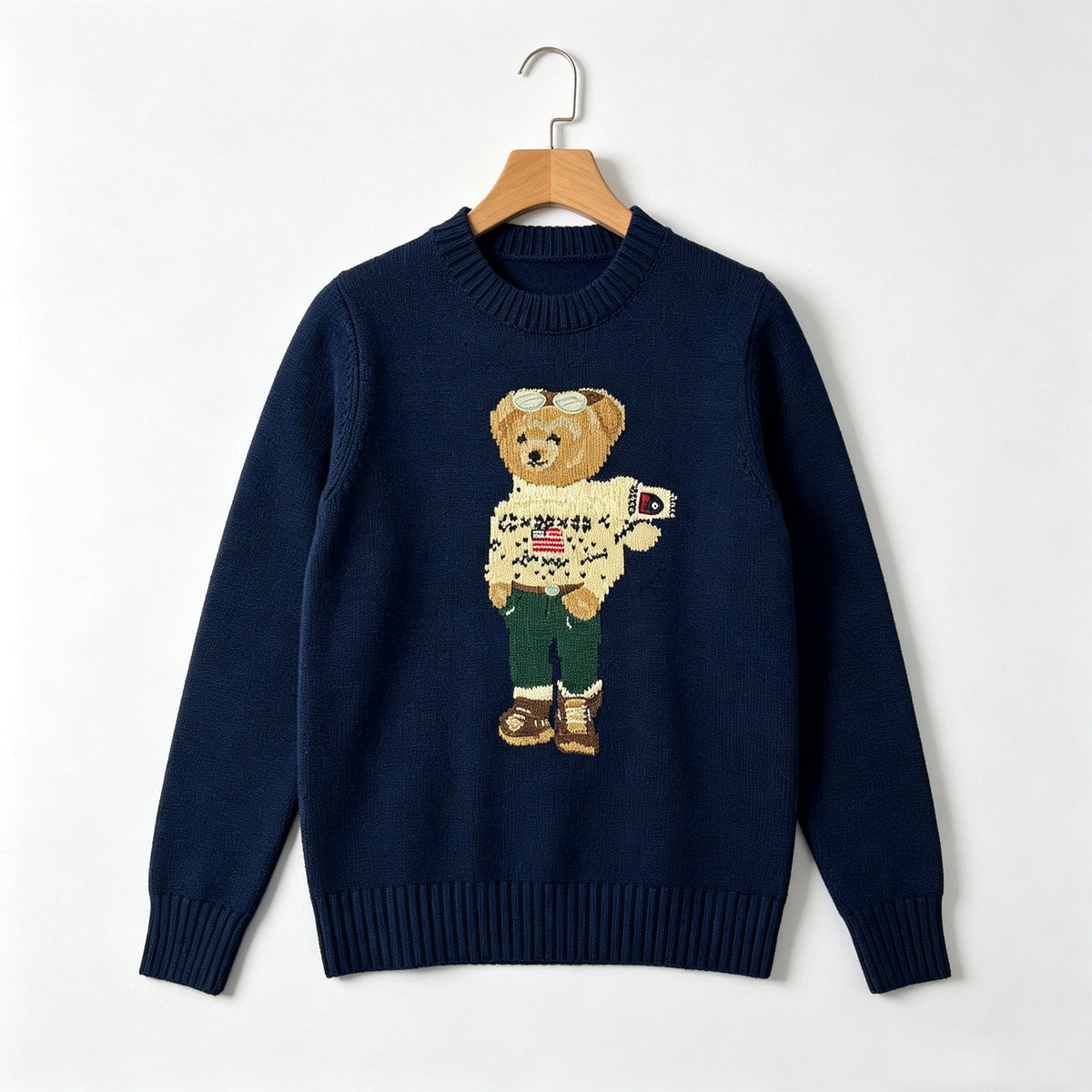 كنزة نسائية محبوكة من القطن مطرزة Bear AW25 بياقة دائرية وأكمام طويلة - رفعة