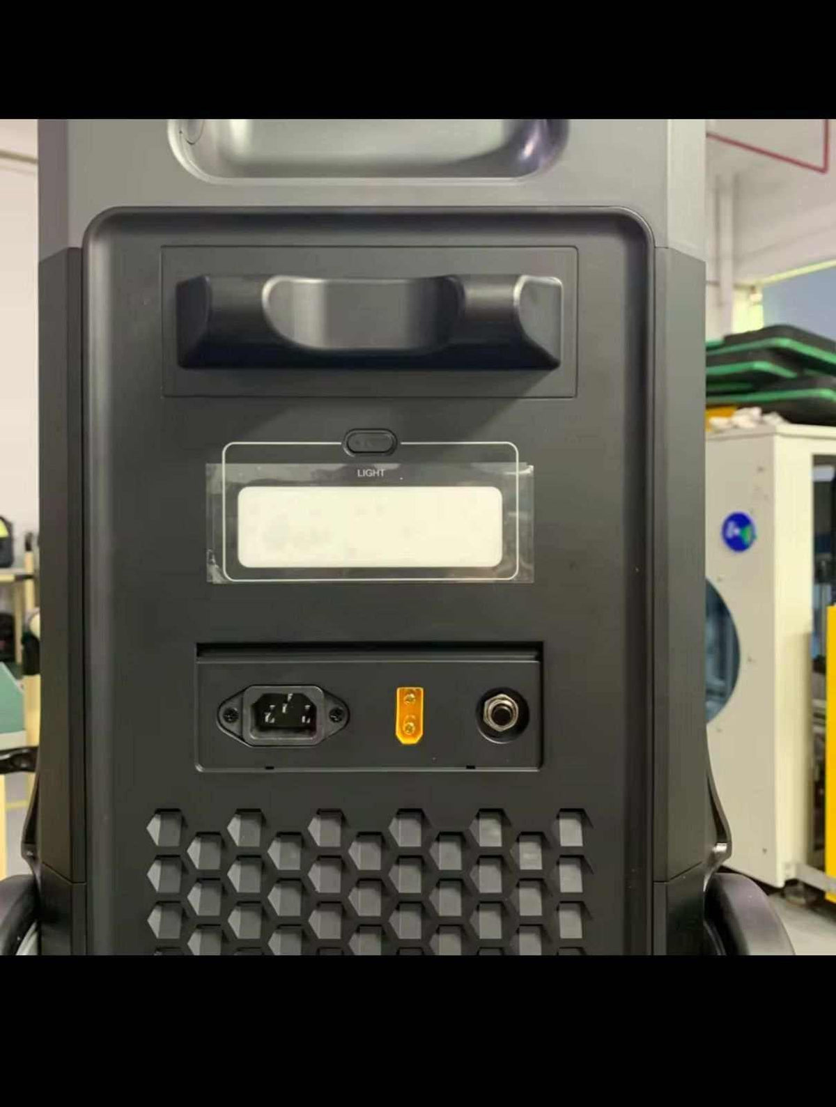 🔋 محطة طاقة شمسية 3840Wh محمولة AFERIY LiFePO4 مع ألواح شمسية 400W (قطعتين).