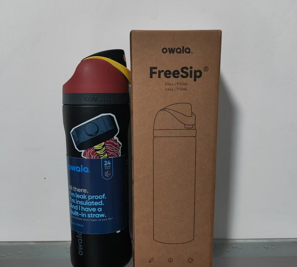 مطارة Owala FreeSip إصدار Marvel حافظة للحرارة - رفعة