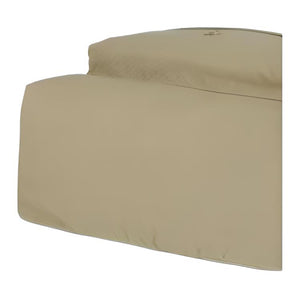 Bottom angle view of an authentic Polo Ralph Lauren beige backpack showing durable base construction and structure.

منظر للزاوية السفلية لحقيبة ظهر Polo Ralph Lauren أصلية باللون البيج يوضح متانة القاعدة والبناء الهيكلي.