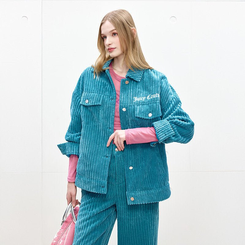 سترة كورديروي نسائية سميكة مطرزة Juicy Couture خضراء - رفعة