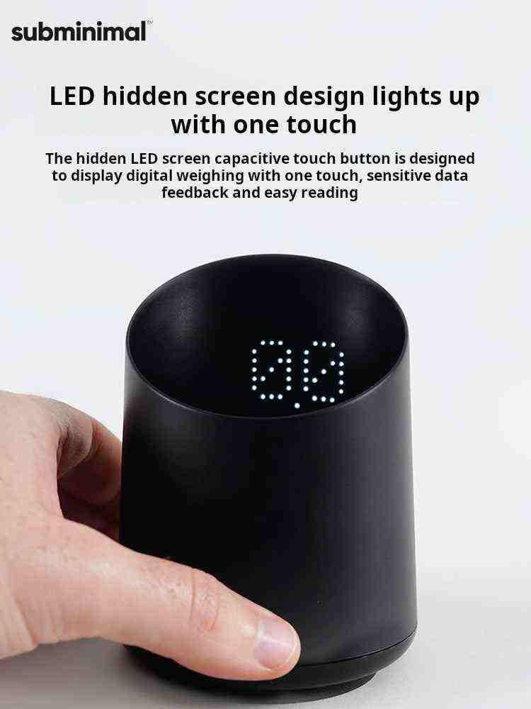 كوب وزن القهوة Subminimal بتقنية LED وشاشة مخفية أسود.