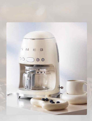 SMEG DCF02  سميج آلة تحضير القهوة بالتقطير من نوع.