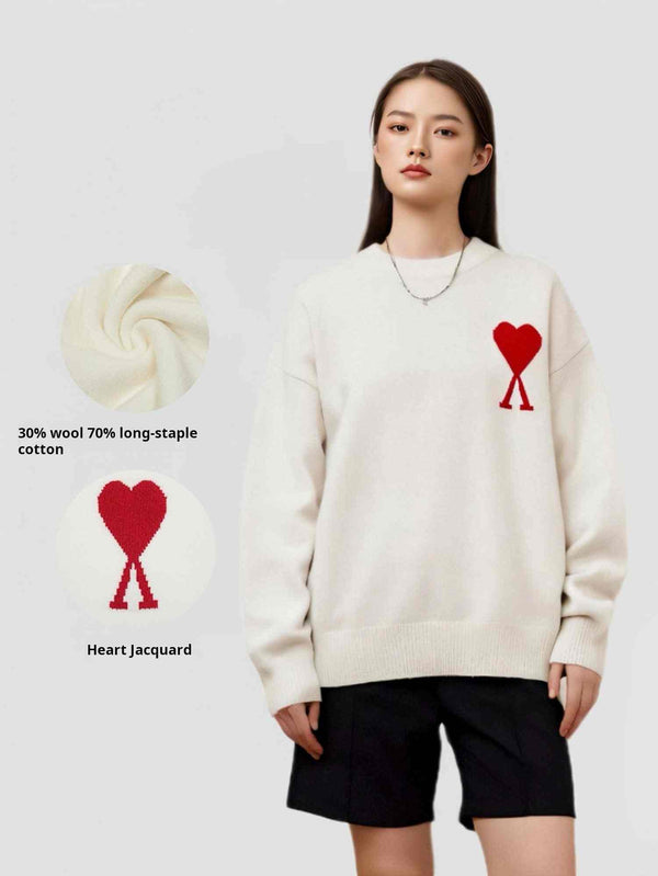 سترةAMI sweater بأكمام طويلة برقبة دائرية وتصميم جاكار على شكل قلب باللون الأبيض من الصوف والقطن للرجال والنساء بأسلوب فرنسي كاجوال واسع