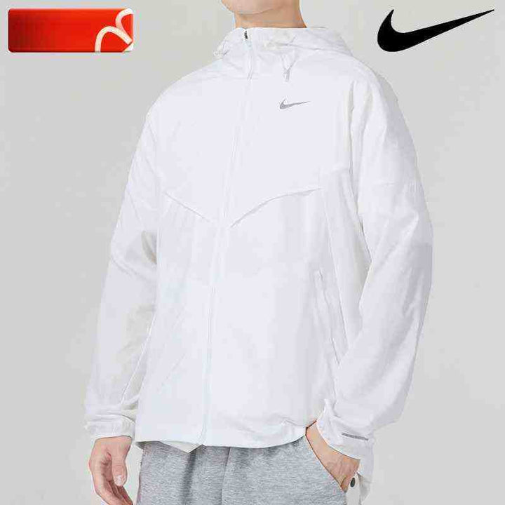 Nike بدلة رياضية بيضاء خفيفة مع قبعة وشعار نايك للتمارين والراحة اليومية