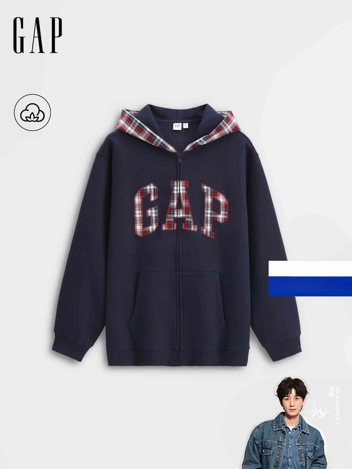 GapGap هودي أصلي بكاروهات للجنسين بتصميم كلاسيكي ونسيج ناعم مع سحاب وجيوب عملية