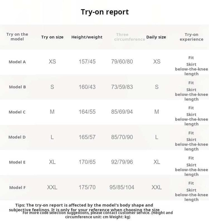 تنورة نسائية من Lauren بقصة قلم، قماش مطاطي مريح، سحاب جانبي معدني، لون كحلي كلاسيكي أنيق، مناسبة للعمل والمناسبات، تصميم متوسط الطول يطول القامة ويخفي العيوب.