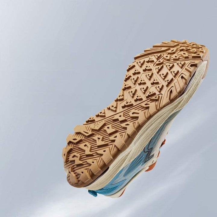 حذاء 361 Wuxia 2.0 رياضي بلون كريمي وسماوي بنعل خارجي مطاطي مسنن ومريح للمشي والجري في الطبيعة
