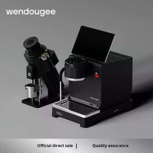 ماكينة Espresso احترافية بنظام Double Boiler وتحكم PID ذكي.