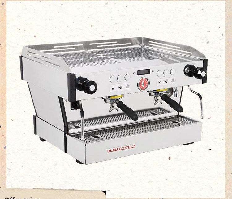 ماكينة Espresso احترافية La Marzocco Linea PB مزدوجة الرأس.