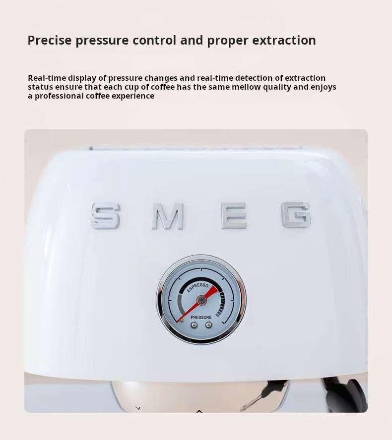 ماكينة Espresso من Smeg موديل ECF03 بخاصية Cold Extraction.