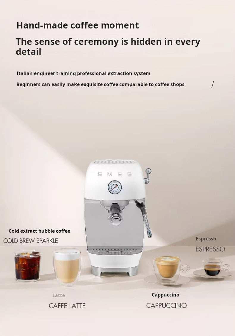 ماكينة Espresso من Smeg موديل ECF03 بخاصية Cold Extraction.
