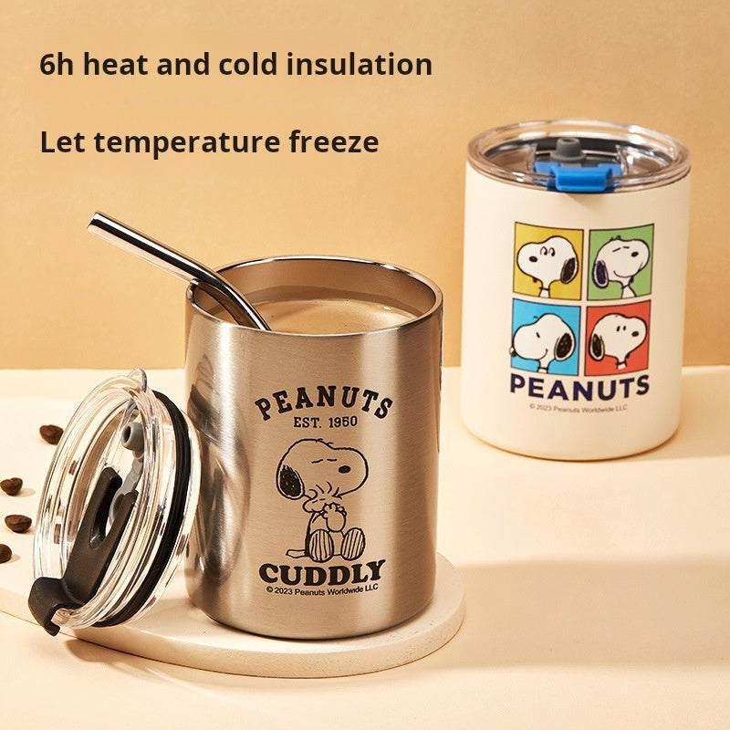 كوب Snoopy Tumbler الحراري – رفيقك المرح في كل مكان 🐾✨.
