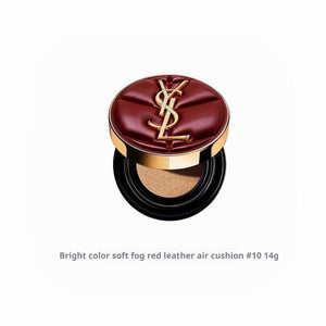 YSL Saint Laurent مكياج وسادة جلدي محدود يعكس الفخامة الطبيعية.