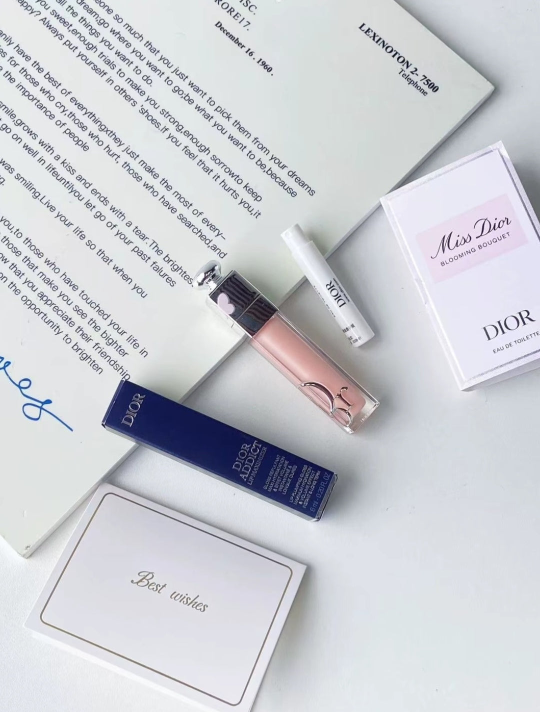 مجموعة هدايا ديور تضم عطر ميس ديور وليب ماكسيمايزر مع علب التغليف