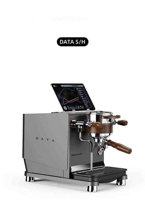 ماكينة اسبريسو احترافية Wendougee DATA باللون الفضي side view توضح زاوية الشاشة المائلة.